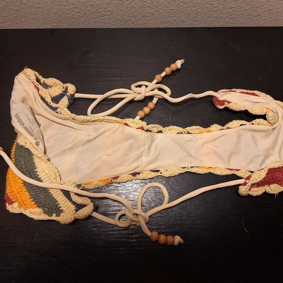 It's Now Cool - Crochet Bikini - XS 🌈👙 - Picture 4 of 6